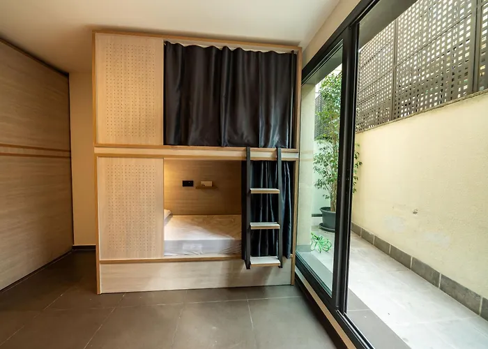 Hostal Gg *