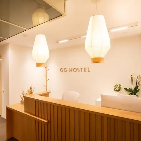 Gg Hostel *